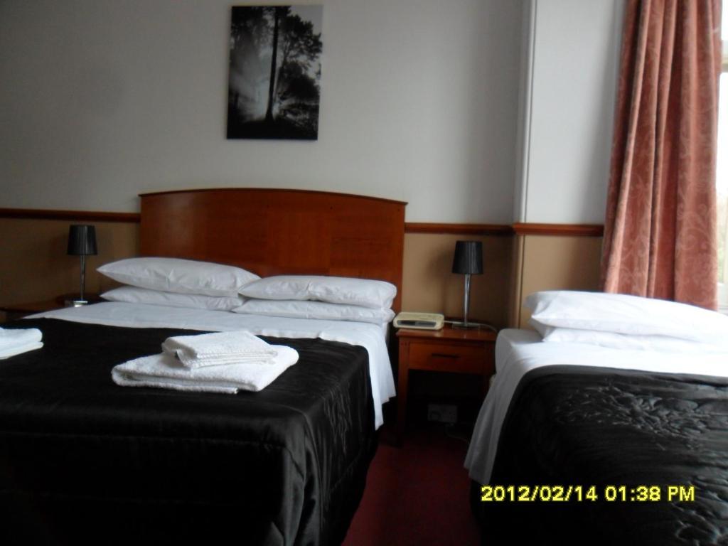 Thorpe Lodge Hotel Peterborough Bilik gambar